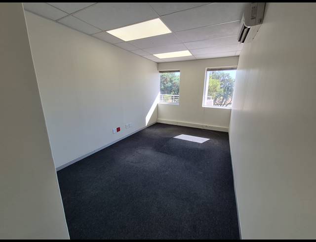 559M² OFFICE TO LET IN WOODMEAD